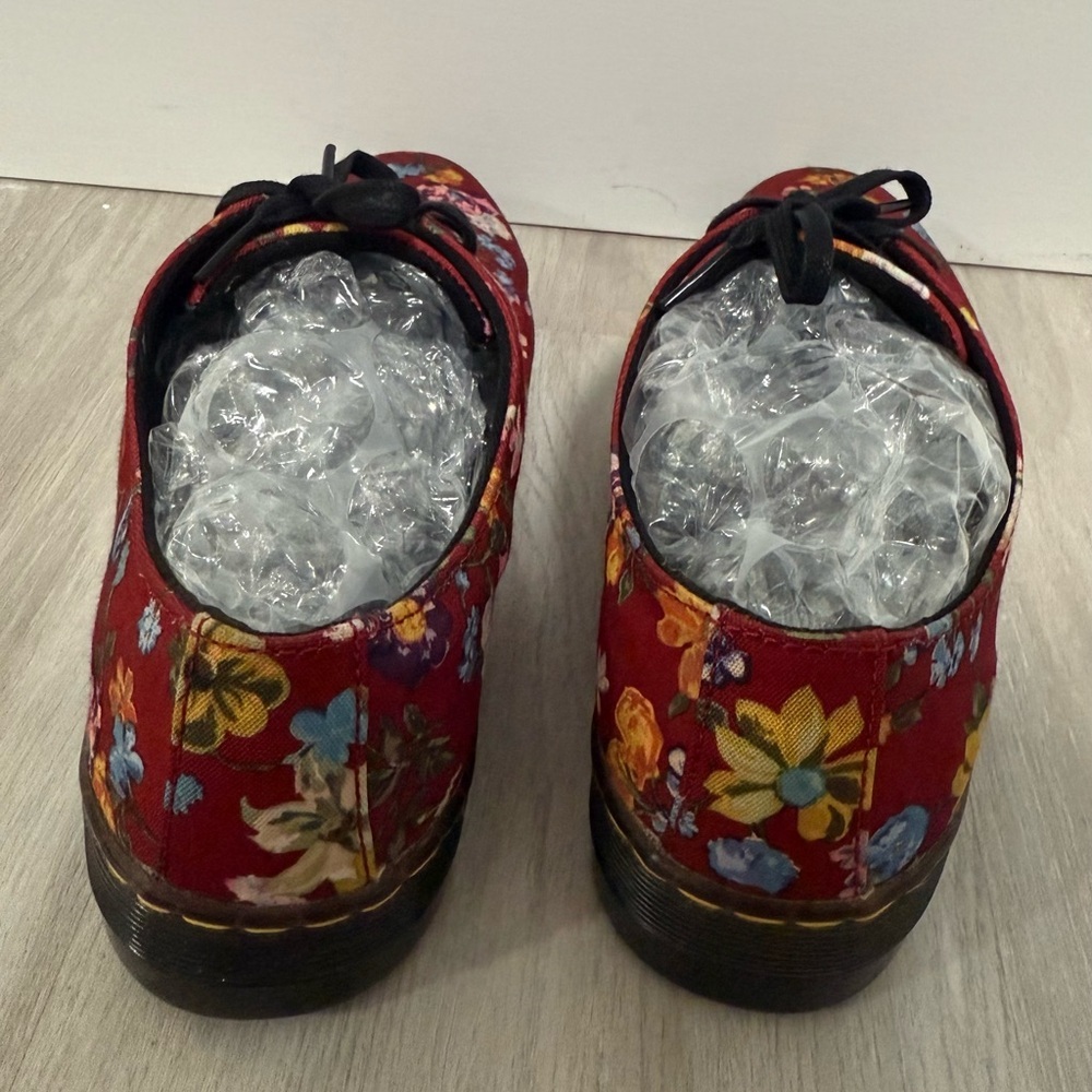 Dr. Martens Red and Black Flats with Chunky Sole Sz 10 - Picture 6 of 13